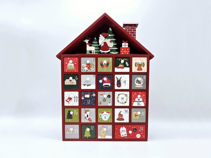 Advent Calendar, Red house.